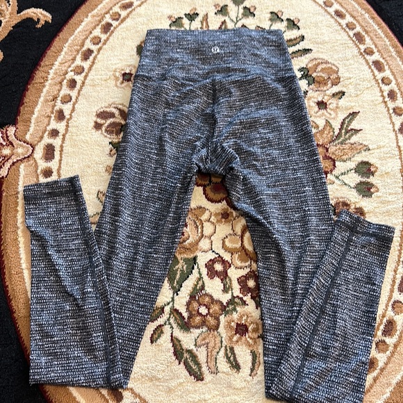 Size 4 align knit legging. Good condition, soft and cozy. 25” - Picture 2 of 3